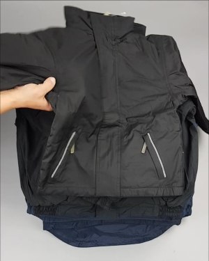 Фотография 570 - Куртки СПОРТ СТОК дети#10 кг , Лот№ 2642 оптом в Анадыри и Чукотском АО