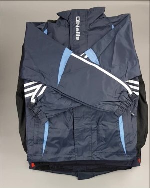 Фотография 810 - Куртки СПОРТ СТОК дети#10 кг , Лот№ 2643 оптом в Анадыри и Чукотском АО