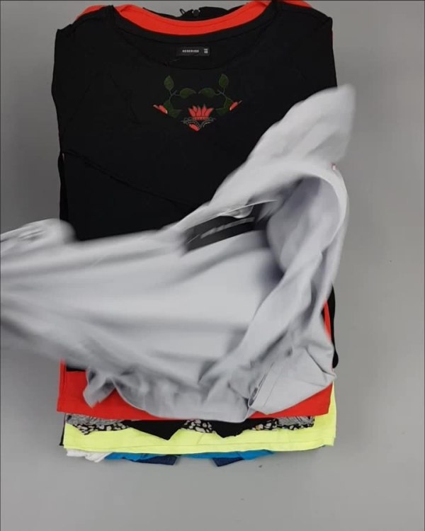 Фотография  305 - Женский летний микс LPP, 20 кг, ЛОТ №3771 оптом в Анадыри и Чукотском АО