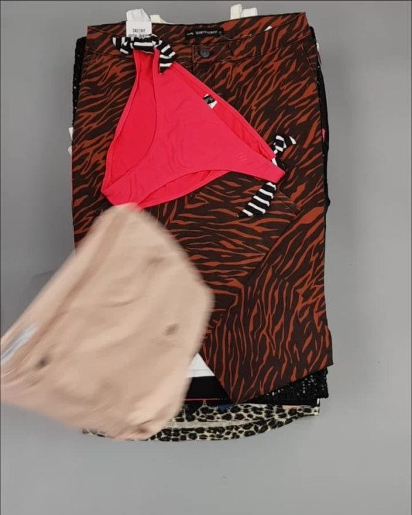 Фотография  423 - Женский летний микс LPP, 20 кг, ЛОТ №3773 оптом в Анадыри и Чукотском АО