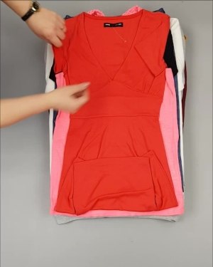 Фотография  709 - Женский летний микс LPP, 8,8 кг, ЛОТ №3776 оптом в Анадыри и Чукотском АО