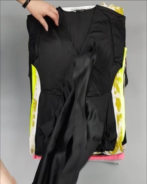 Фотография  997 - Женский летний микс LPP, 8,8 кг, ЛОТ №3776 оптом в Анадыри и Чукотском АО