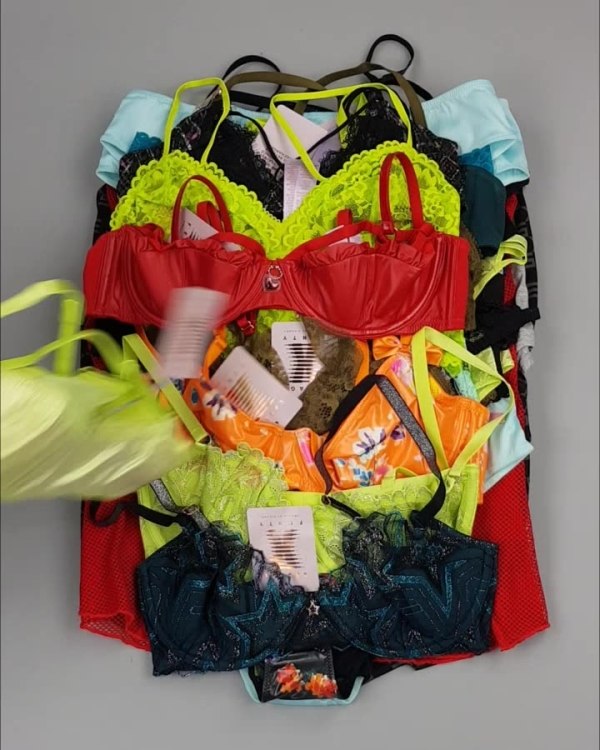 Фотография  610 - Нижнее белье Savage, 57 шт, ЛОТ №4043 оптом в Анадыри и Чукотском АО