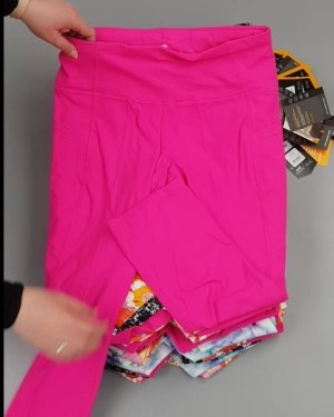 Фотография  263 - Легинсы AVIA (Ladies leggings)#8 кг, ЛОТ №4046 оптом в Анадыри и Чукотском АО