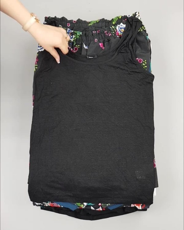 Фотография  214 - Летний микс CALZEDONIA, 50 шт, ЛОТ №4073 оптом в Анадыри и Чукотском АО