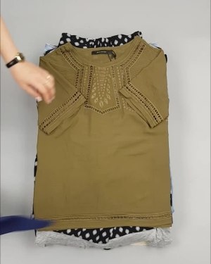 Фотография  415 - Женский летний микс LPP, 17 кг, ЛОТ №4141 оптом в Анадыри и Чукотском АО