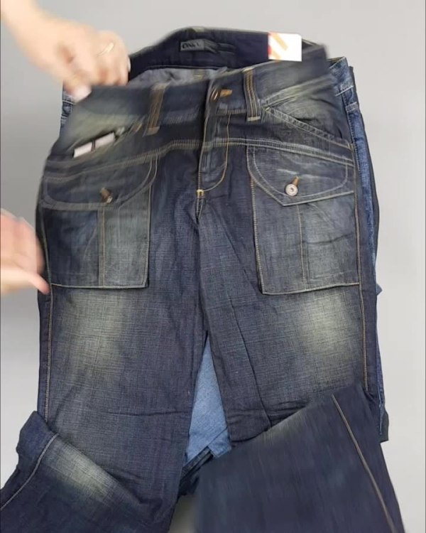 Фотография  331 - Джинсы Италия#20 шт, ЛОТ №4301 оптом в Анадыри и Чукотском АО