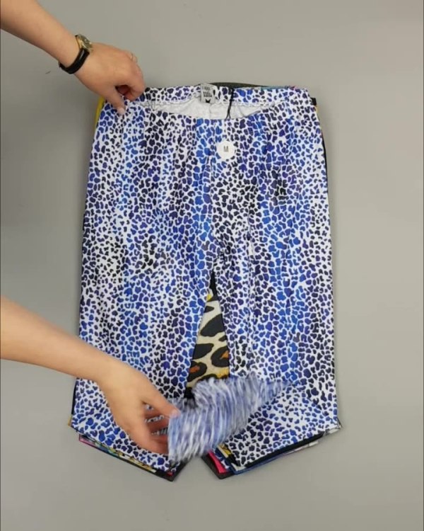 Фотография  954 - Лосины CIRCUS #6,2 кг, ЛОТ №4327 оптом в Анадыри и Чукотском АО