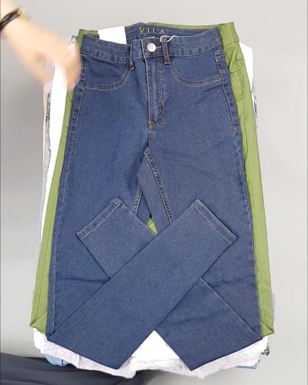 Фотография  960 - VILA Summer mix#15 кг, ЛОТ №4356 оптом в Анадыри и Чукотском АО