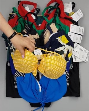 Фотография  845 - Купальники Chantelle#30 шт, ЛОТ №4410 оптом в Анадыри и Чукотском АО