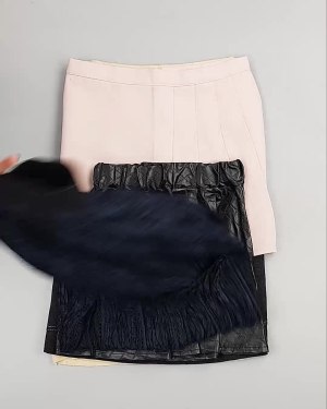 Фотография  598 - Юбки Корея#20 шт, ЛОТ №5062 оптом в Анадыри и Чукотском АО