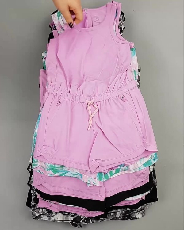 Фотография  526 - Комбинезоны детские CAN#6 кг, ЛОТ №5578 оптом в Анадыри и Чукотском АО