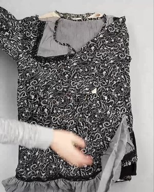 Фотография  550 - Платья Корея#20 шт, ЛОТ №5613 оптом в Анадыри и Чукотском АО