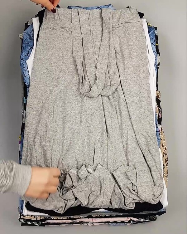 Фотография  604 - Платья Корея#20 шт, ЛОТ №5613 оптом в Анадыри и Чукотском АО