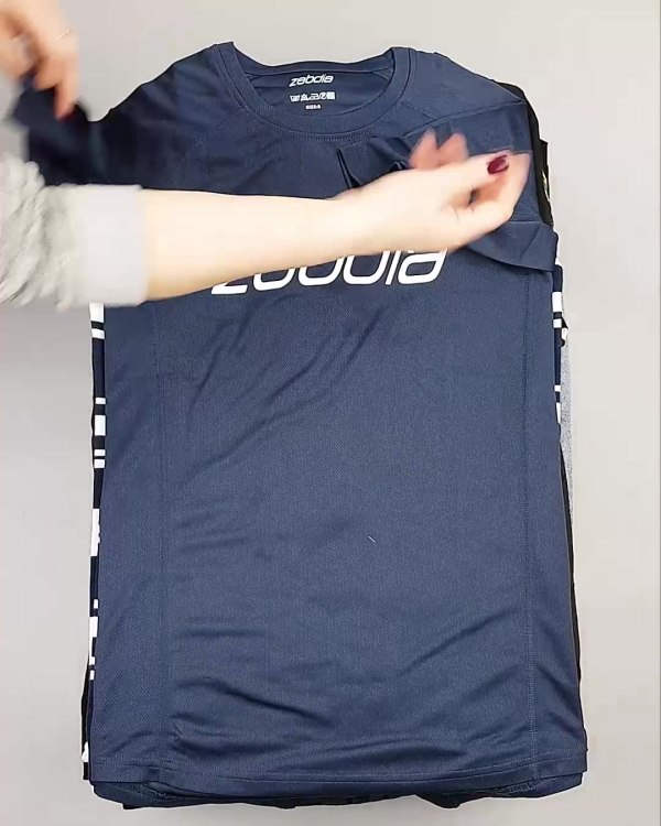 Фотография  489 - DK, Bestseller + Summer mix#15 кг, ЛОТ №5626 оптом в Анадыри и Чукотском АО