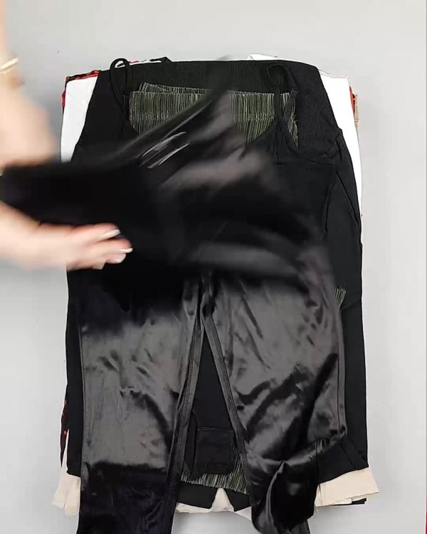 Фотография  341 - OVS Summer м/ж mix#15 кг, ЛОТ №5802 оптом в Анадыри и Чукотском АО