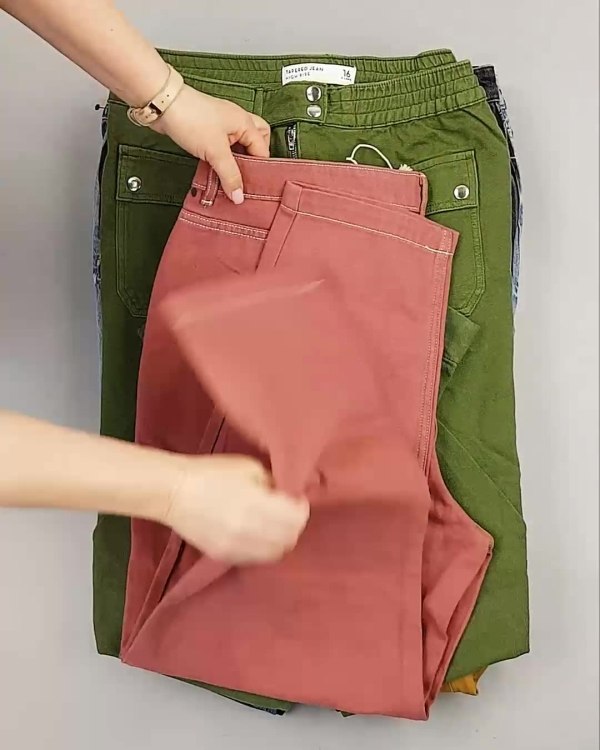 Фотография  625 - Джинсы NEXT Women#10 кг, ЛОТ №5876 оптом в Анадыри и Чукотском АО