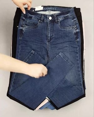 Фотография  774 - Джинсы DK Company 022024#10 кг, ЛОТ №5949 оптом в Анадыри и Чукотском АО