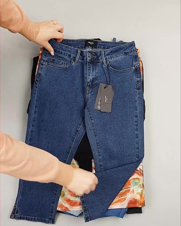 Фотография  956 - Англия СТОК лето#15 кг, ЛОТ №6004 оптом в Анадыри и Чукотском АО