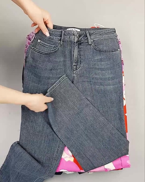 Фотография  423 - BESTSELLER WOMEN Summer mix#15 кг, ЛОТ №6020 оптом в Анадыри и Чукотском АО