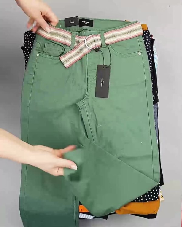 Фотография  705 - BESTSELLER WOMEN Summer mix#15 кг, ЛОТ №6021 оптом в Анадыри и Чукотском АО