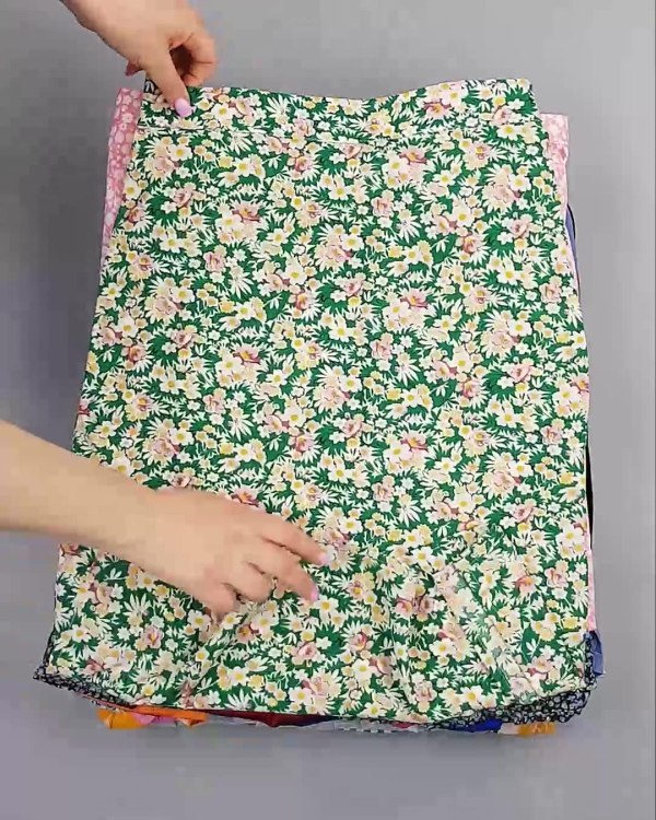 Фотография  835 - Юбки Bestseller 44#5 кг, ЛОТ №6123 оптом в Анадыри и Чукотском АО