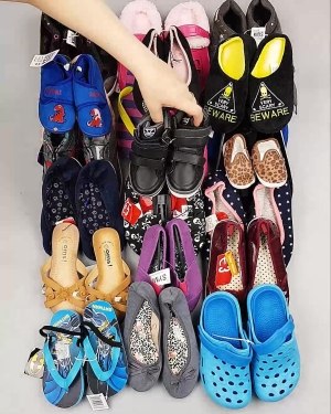 Фотография  374 - Обувь детская СТОК Summer#6,15 кг, ЛОТ №6194 оптом в Анадыри и Чукотском АО