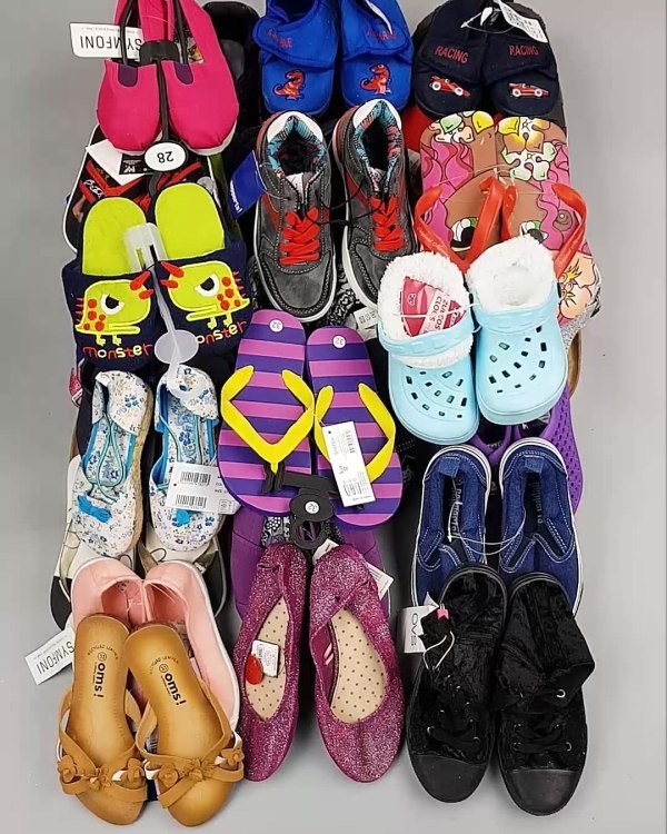 Фотография  793 - Обувь детская СТОК Summer#7,85 кг, ЛОТ №6196 оптом в Анадыри и Чукотском АО