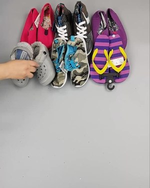 Фотография  526 - Обувь детская СТОК Summer#6,3 кг, ЛОТ №6198 оптом в Анадыри и Чукотском АО