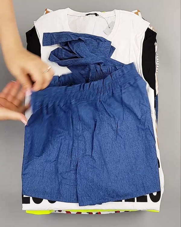 Фотография  916 - Летний микс CALZEDONIA, 50 шт, ЛОТ №6366 оптом в Анадыри и Чукотском АО