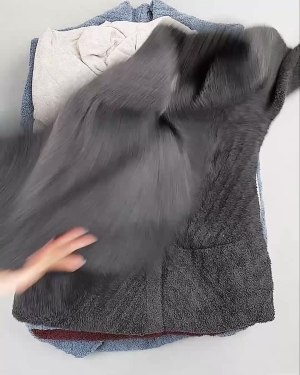 Фотография  698 - Кардиганы СТОК CAN#10 кг, ЛОТ №6474 оптом в Анадыри и Чукотском АО