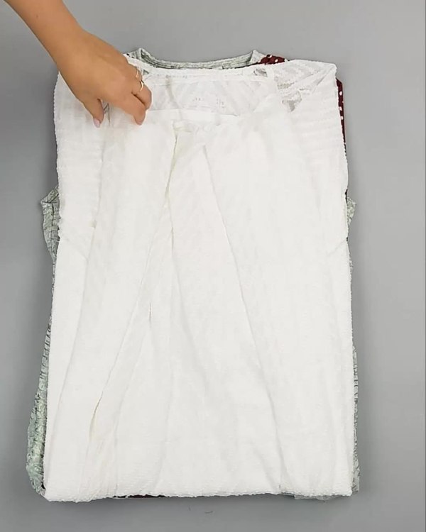 Фотография  590 - Платья Bestseller 44#5 кг, ЛОТ №6537 оптом в Анадыри и Чукотском АО