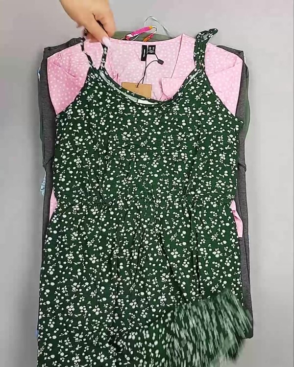 Фотография  837 - Платья Bestseller 44#5 кг, ЛОТ №6538 оптом в Анадыри и Чукотском АО