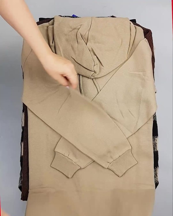 Фотография  942 - PIECES+NOISY MAY mix 074#15 кг, ЛОТ №6559 оптом в Анадыри и Чукотском АО