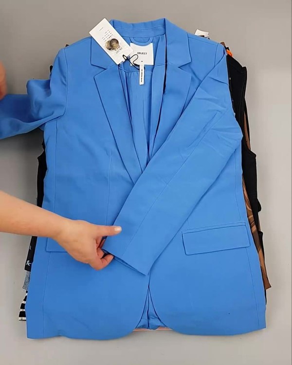 Фотография  713 - ДАНИЯ Summer mix 24#15 кг, ЛОТ №6730 оптом в Анадыри и Чукотском АО