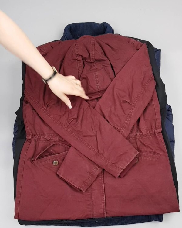 Фотография  257 - Куртки#25 кг оптом в Анадыри и Чукотском АО