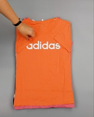 Фотография  828 - Cream Футболки поло женские#25 кг оптом в Анадыри и Чукотском АО