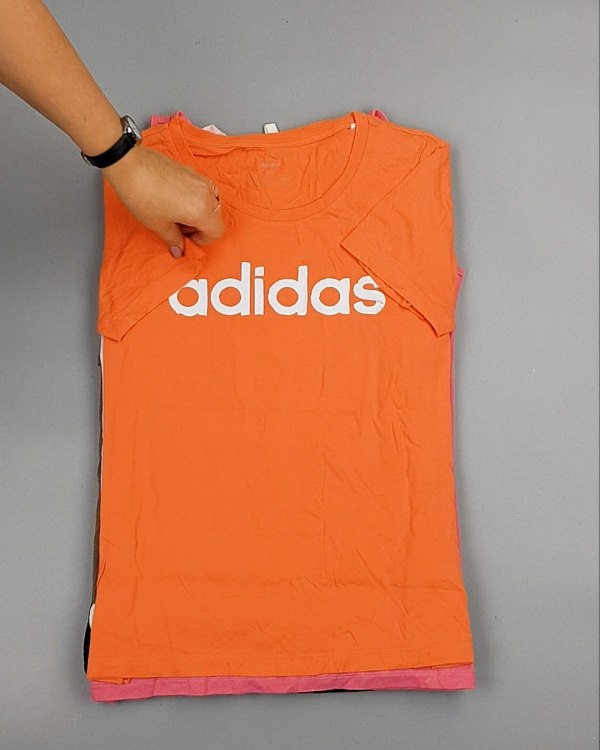 Фотография  289 - Cream Футболки поло женские#25 кг оптом в Анадыри и Чукотском АО