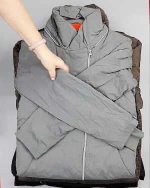 Фотография  819 - Primetta Куртки женские#25 кг оптом в Анадыри и Чукотском АО