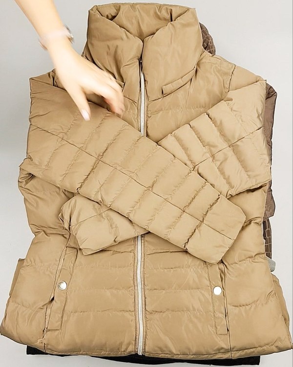 Фотография  454 - Primetta Куртки женские#25 кг оптом в Анадыри и Чукотском АО