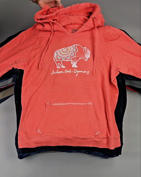 Фотография  306 - Толстовки СТОК CAN#15 кг, ЛОТ СТ-10133 оптом в Анадыри и Чукотском АО