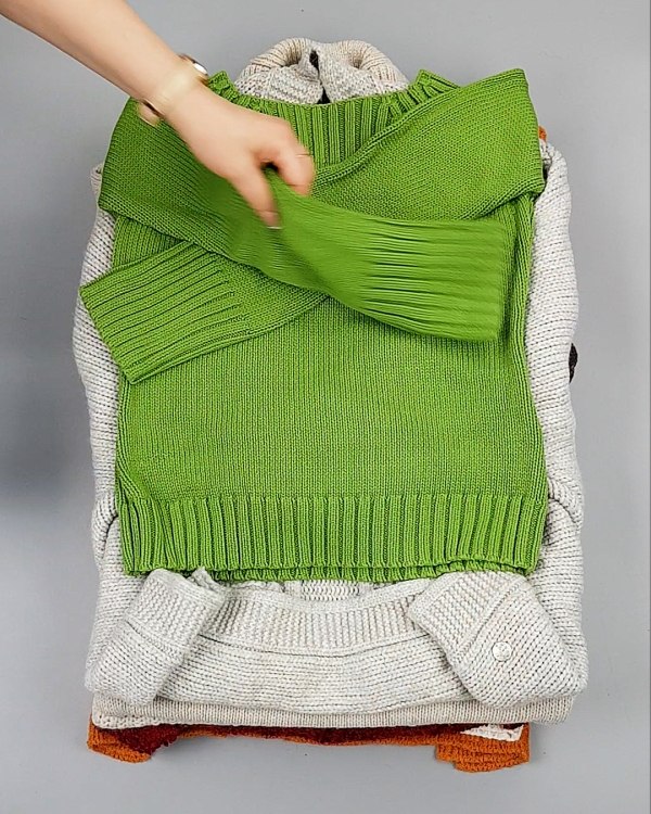 Фотография  791 - Джемпера (PULLOVER I)#20 кг оптом в Анадыри и Чукотском АО