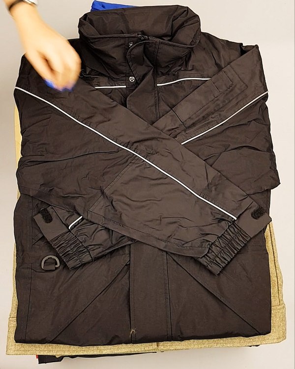 Фотография  584 - Ветровки CAN 084#10 кг, ЛОТ №6939 оптом в Анадыри и Чукотском АО