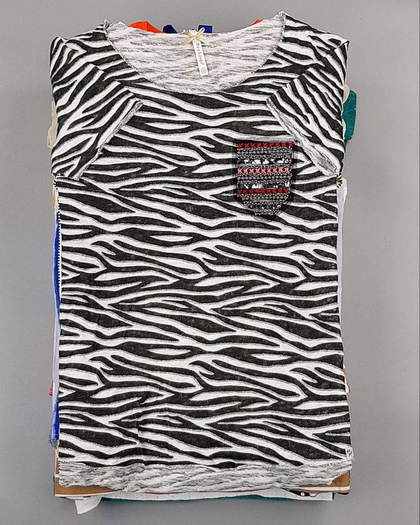 Фотография  841 - Cream Футболки поло женские#25 кг оптом в Анадыри и Чукотском АО