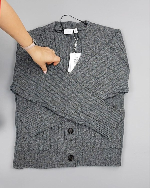 Фотография  656 - Кардиганы VILA W 104#7 кг, ЛОТ №7155 оптом в Анадыри и Чукотском АО