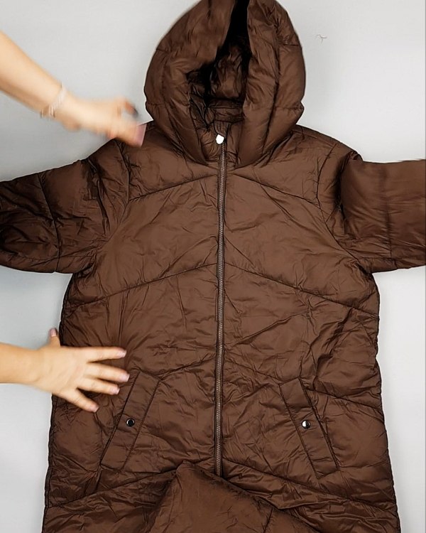 Фотография  408 - Верхняя одежда Дания#9,9 кг, ЛОТ №7057 оптом в Анадыри и Чукотском АО