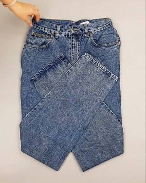 Фотография  880 - Джинсы CALVIN KLEIN муж #7,6 кг, ЛОТ №7021 оптом в Анадыри и Чукотском АО