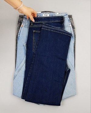 Фотография  809 - Джинсы WRANGLER м/ж#8,1 кг, ЛОТ №7011 оптом в Анадыри и Чукотском АО