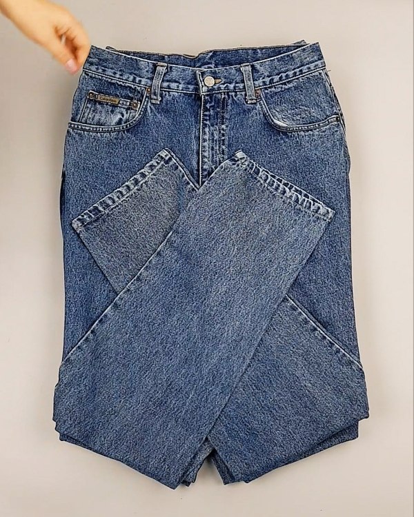 Фотография  207 - Джинсы CALVIN KLEIN муж #8,1 кг, ЛОТ №7022 оптом в Анадыри и Чукотском АО