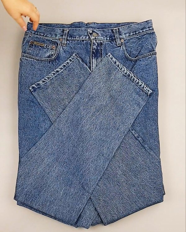 Фотография  853 - Джинсы CALVIN KLEIN муж #7,6 кг, ЛОТ №7020 оптом в Анадыри и Чукотском АО